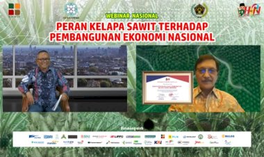 Insan Pers Menyampaikan Penghargaan kepada BPDPKS pada Hari Pers Nasional 2021
