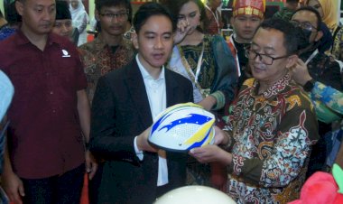 Wapres Terpilih Gibran Rakabuming  Raka kunjungi Booth BPDPKS di Apkasi Otonomi Expo 2024