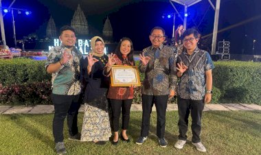 Puncak Peringatan Hari Batik Nasional 2024, BPDPKS Raih Penghargaan dari Kementerian Perindustrian