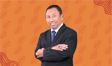 Direktur Keuangan, Manajemen Risiko,  dan  Umum