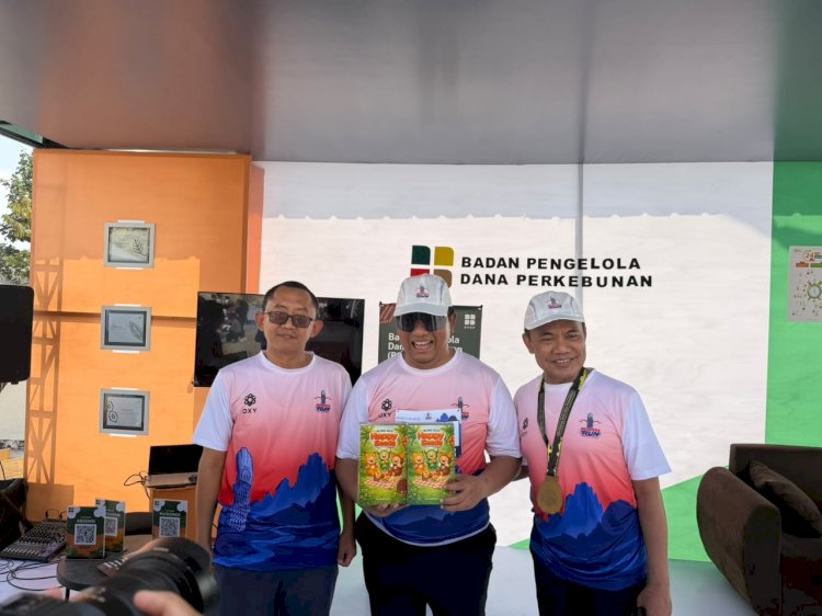 BPDP serahkan Katalog 100 Produk  UMKM Sawit Kepada Kementerian Perekonomian
