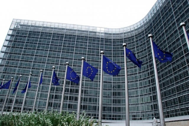 10 Sikap Pemerintah atas Diskriminasi Uni Eropa Terhadap Kelapa Sawit