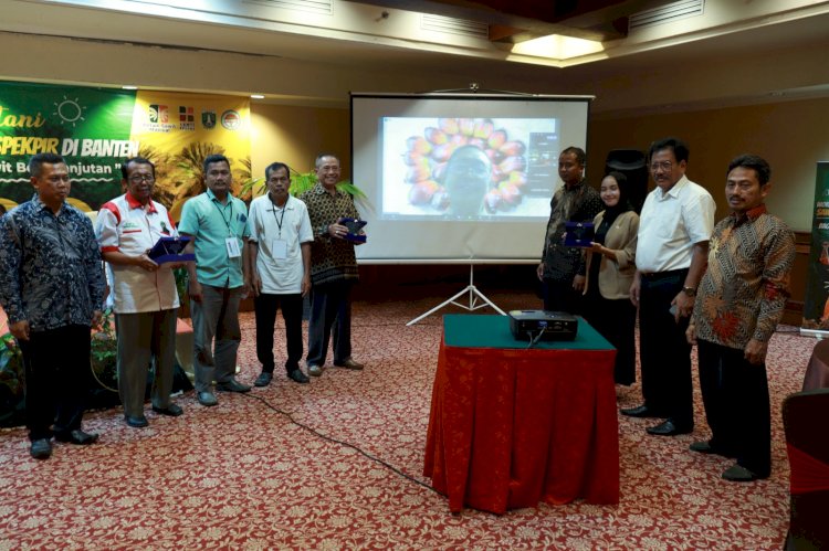 BPDPKS Dukung Regenerasi Petani Sawit PIR di Banten