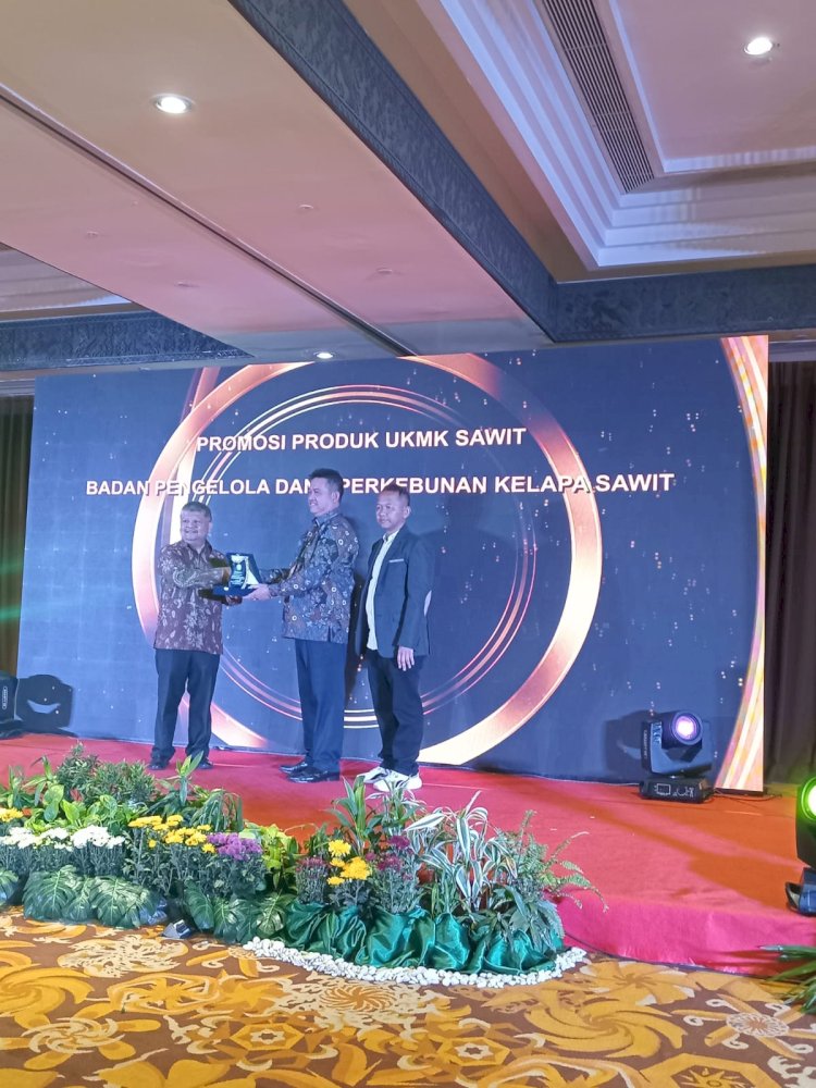 BPDPKS Raih Sawit Indonesia Award 2023 Untuk Program Promosi UKMK Sawit