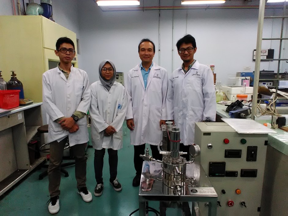 ITB Researchers Create Supercapacitor from Palm Oil Waste