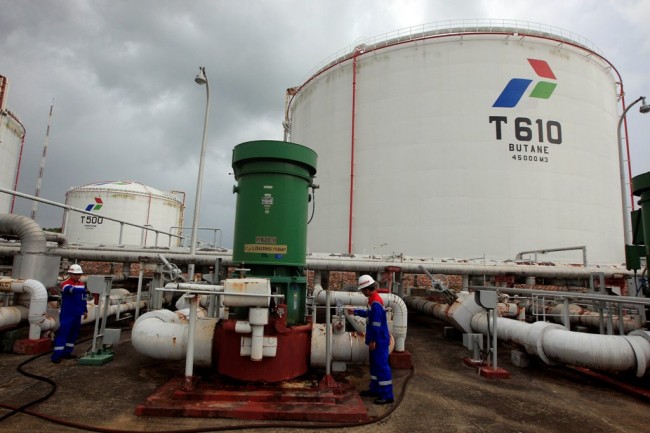 B20 Distribution in Sumatera and West Kalimantan Relies on Tanjung Uban Terminal