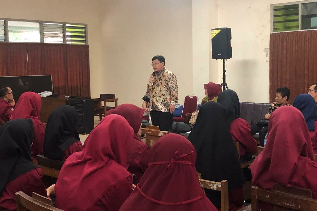 BPDPKS Monitor dan Evaluasi Program Bea Siswa Putra-putri Petani Sawit