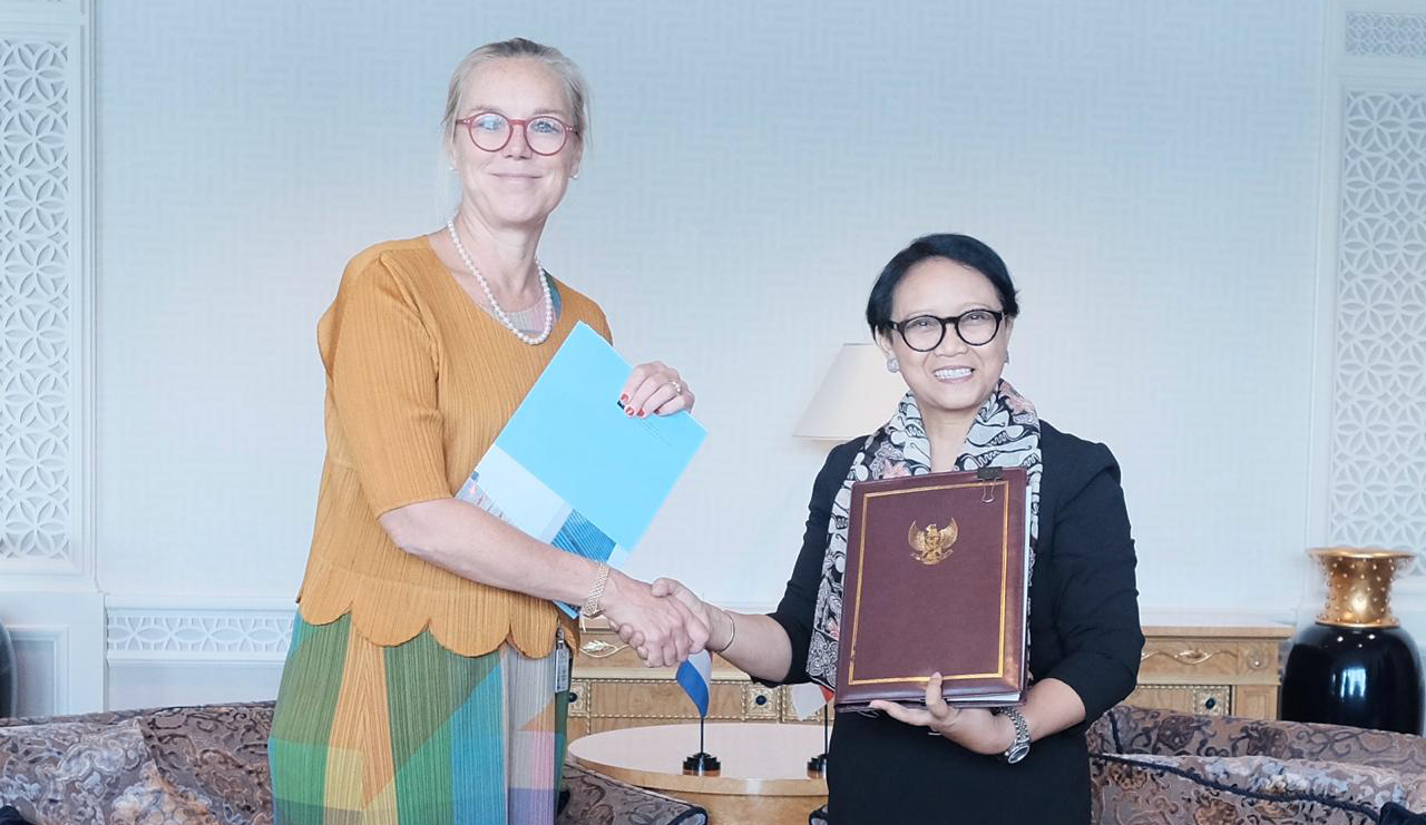 Indonesia and The Netherlands Form Partnership on Sustainable Palm Oil