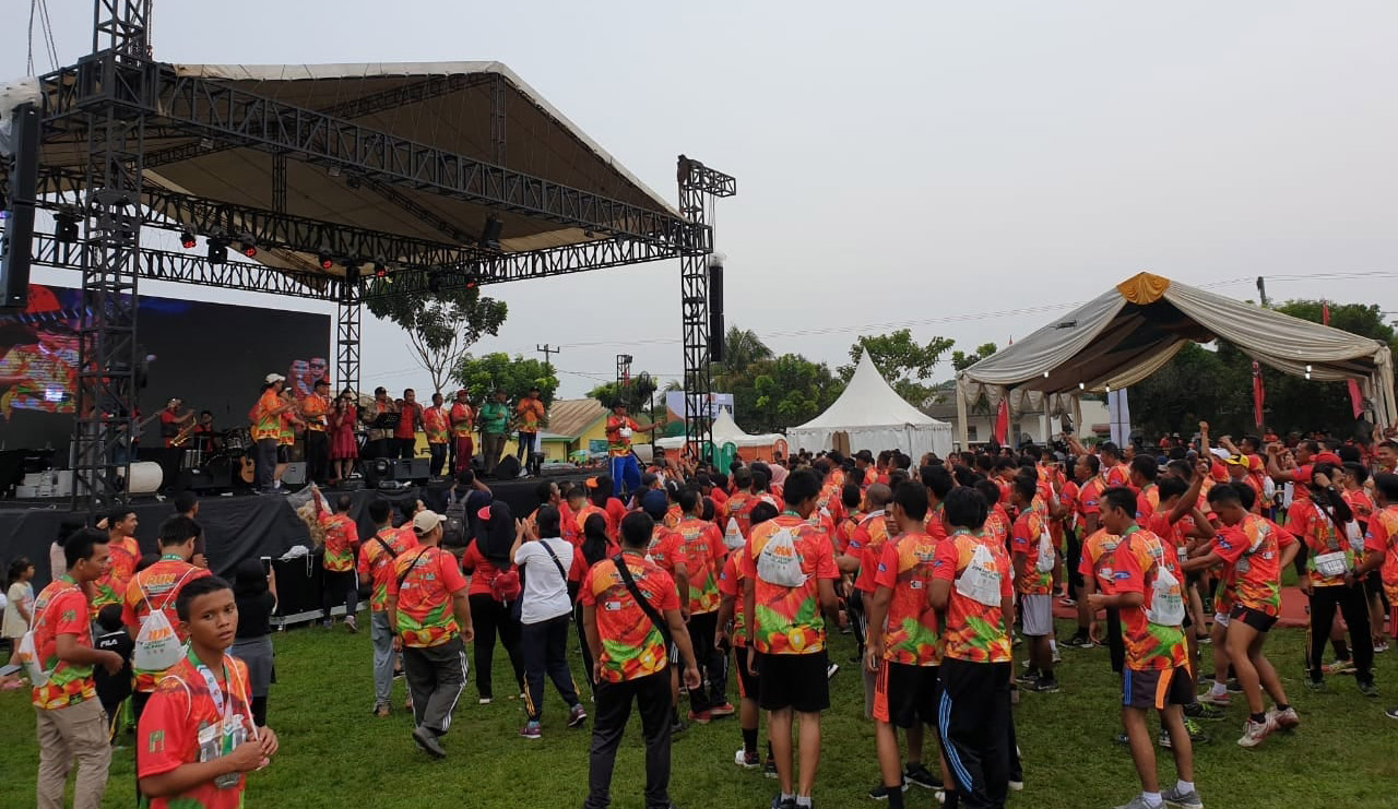 Ribuan Pelari dan Masyarakat Ikuti Marathon di Kebun Sawit